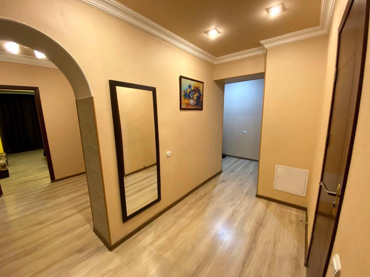 Centralhome Yerevan Exterior photo